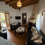 Casă la țară Arhontiko Frangos *