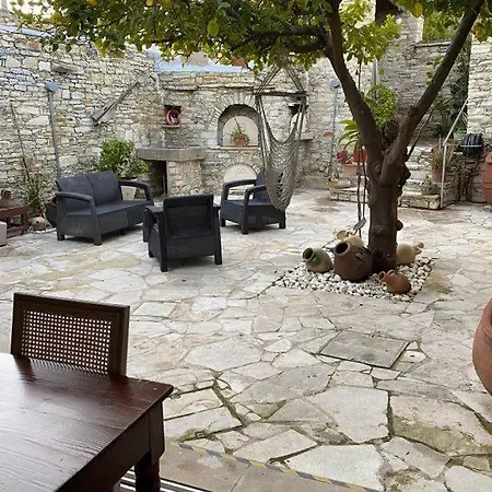 Country house Arhontiko Frangos Kato Drys
