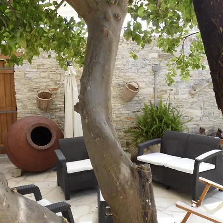 Arhontiko Frangos Country house Kato Drys