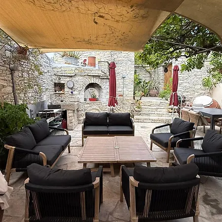 Gospodarstwo wiejskie Arhontiko Frangos