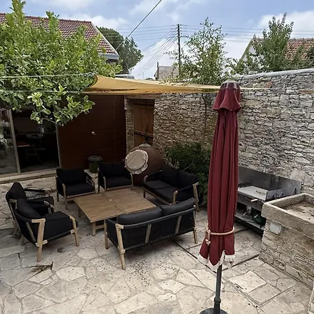 Arhontiko Frangos * Като-Дрис