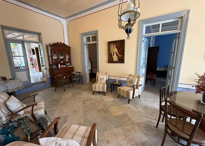 Arhontiko Frangos Káto Drisz